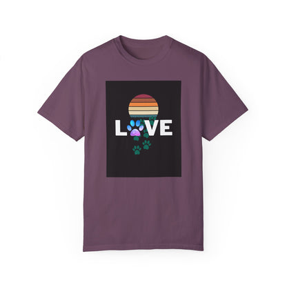 Love Paw Print Unisex T-Shirt - Retro Sunset Design
