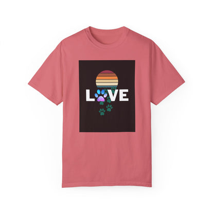 Love Paw Print Unisex T-Shirt - Retro Sunset Design